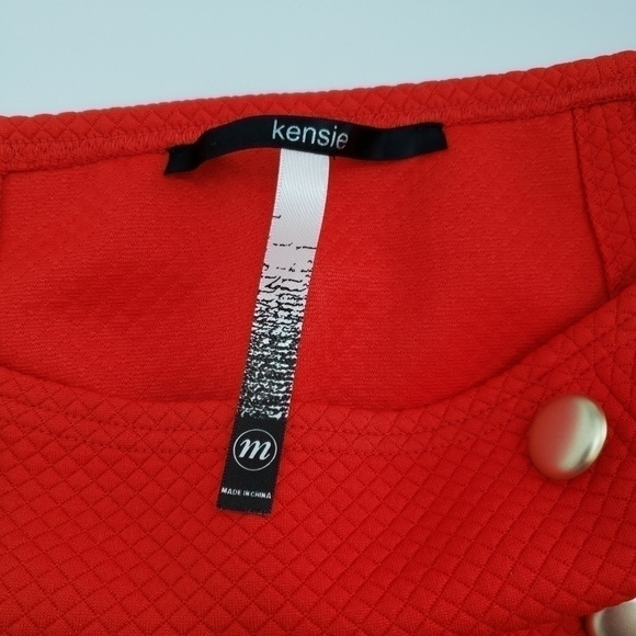 KENSIE Casual Red Mini Skirt w/ Gold Buttons - Picture 5 of 7